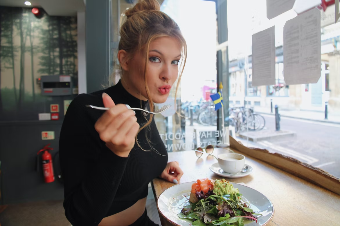 What Should You Do If You Drop Your Silverware At A Fancy Restaurant?