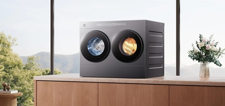 Xiaomi unveiled a tabletop washer-dryer with two drums.